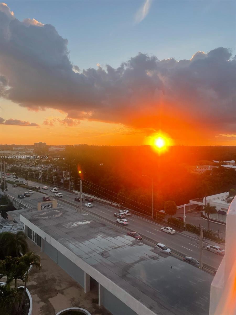 Property Photo: 13499 Biscayne Blvd 902 FL 33181
