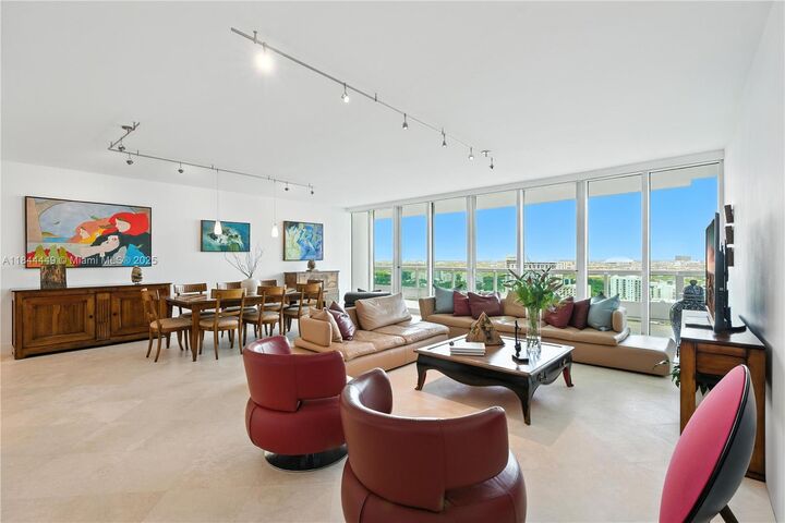 Property Photo: 1643 Brickell Ave 2506 FL 33129