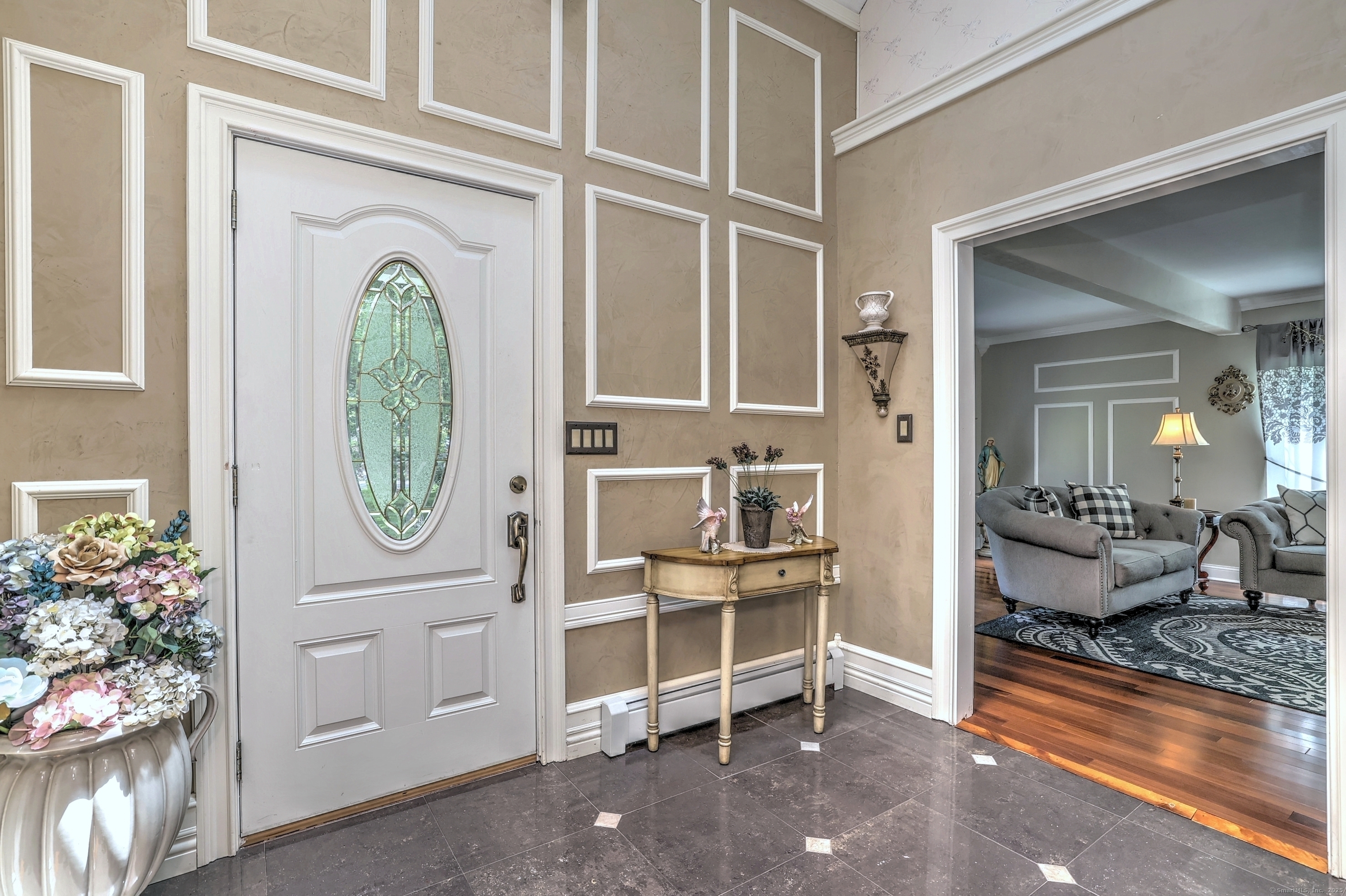 Property Photo: 679 Litchfield Turnpike CT 06524