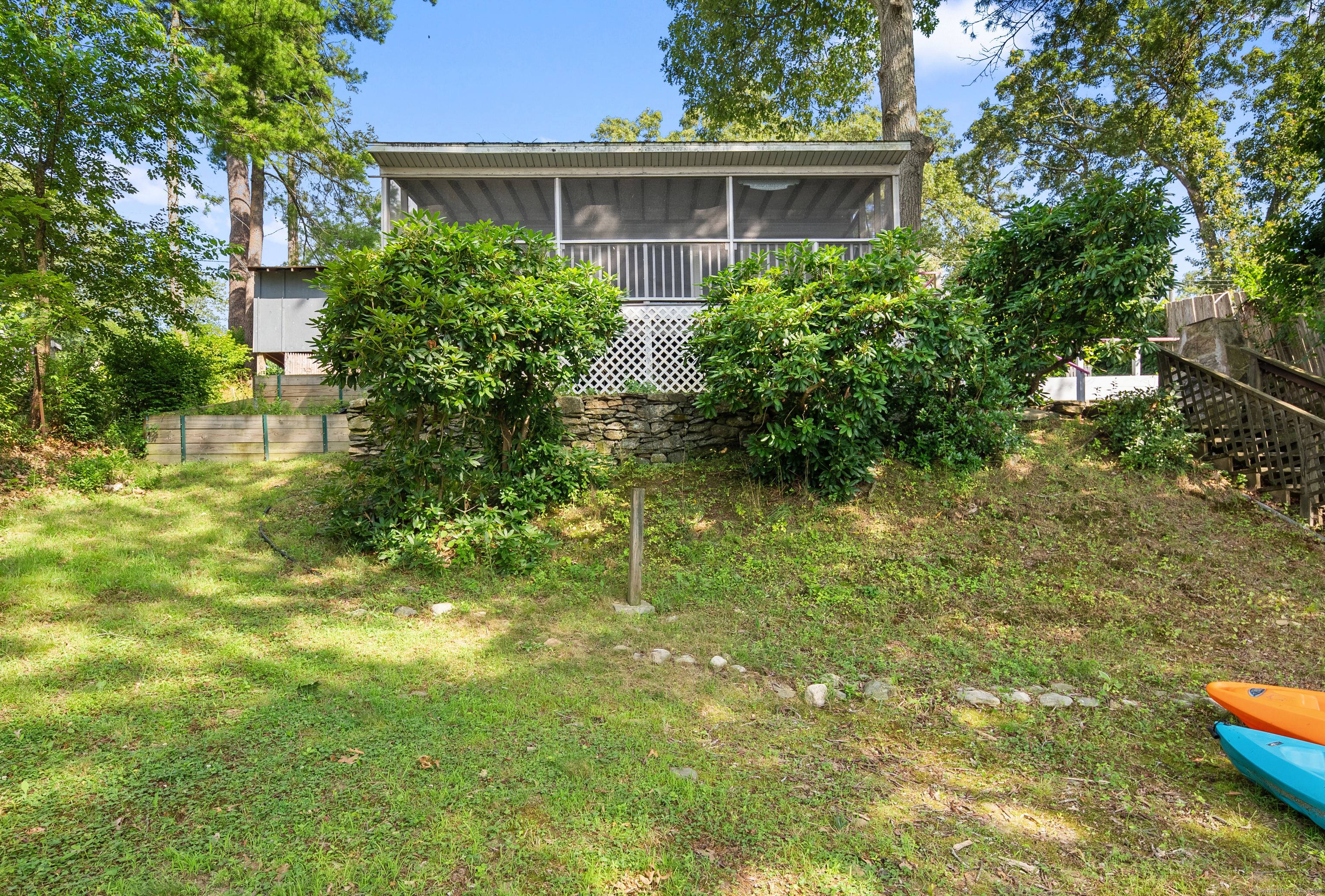 Property Photo:  71 Lake Road  CT 06351 