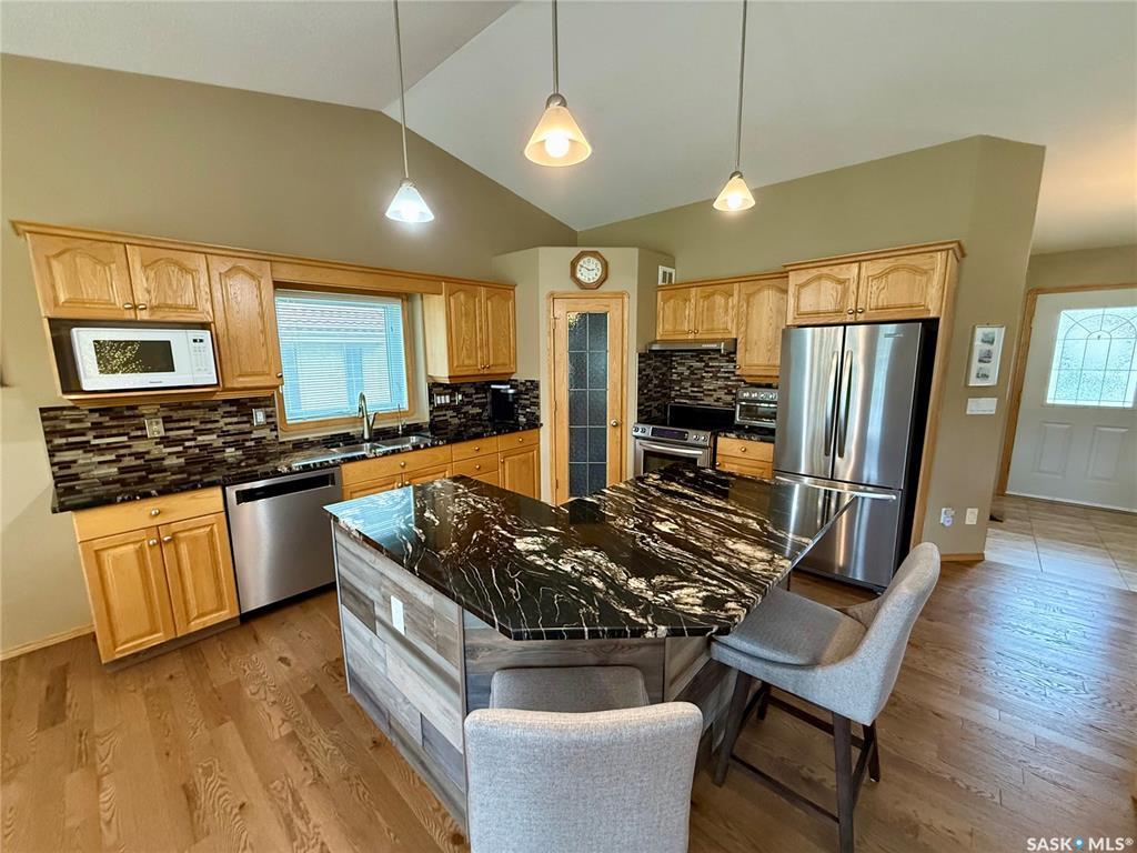 Photo de la propriété: 60 St Andrews Bay SK S4L 1A1