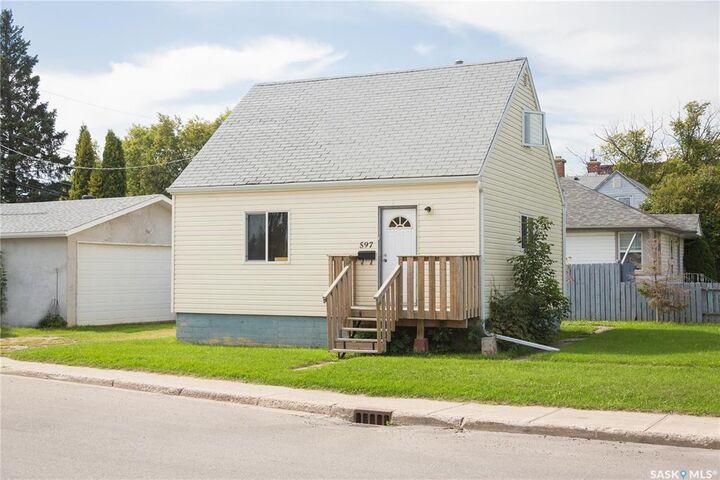 597 River Street E  Prince Albert SK S6V 2J2 photo