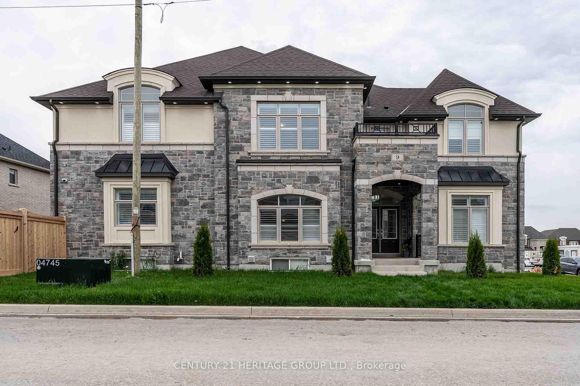 Photo de la propriété: 9 Cranley Road ON L9N 0T7