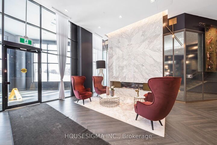 Property Photo:  405 Dundas Street W 526  ON L6M 5P4 