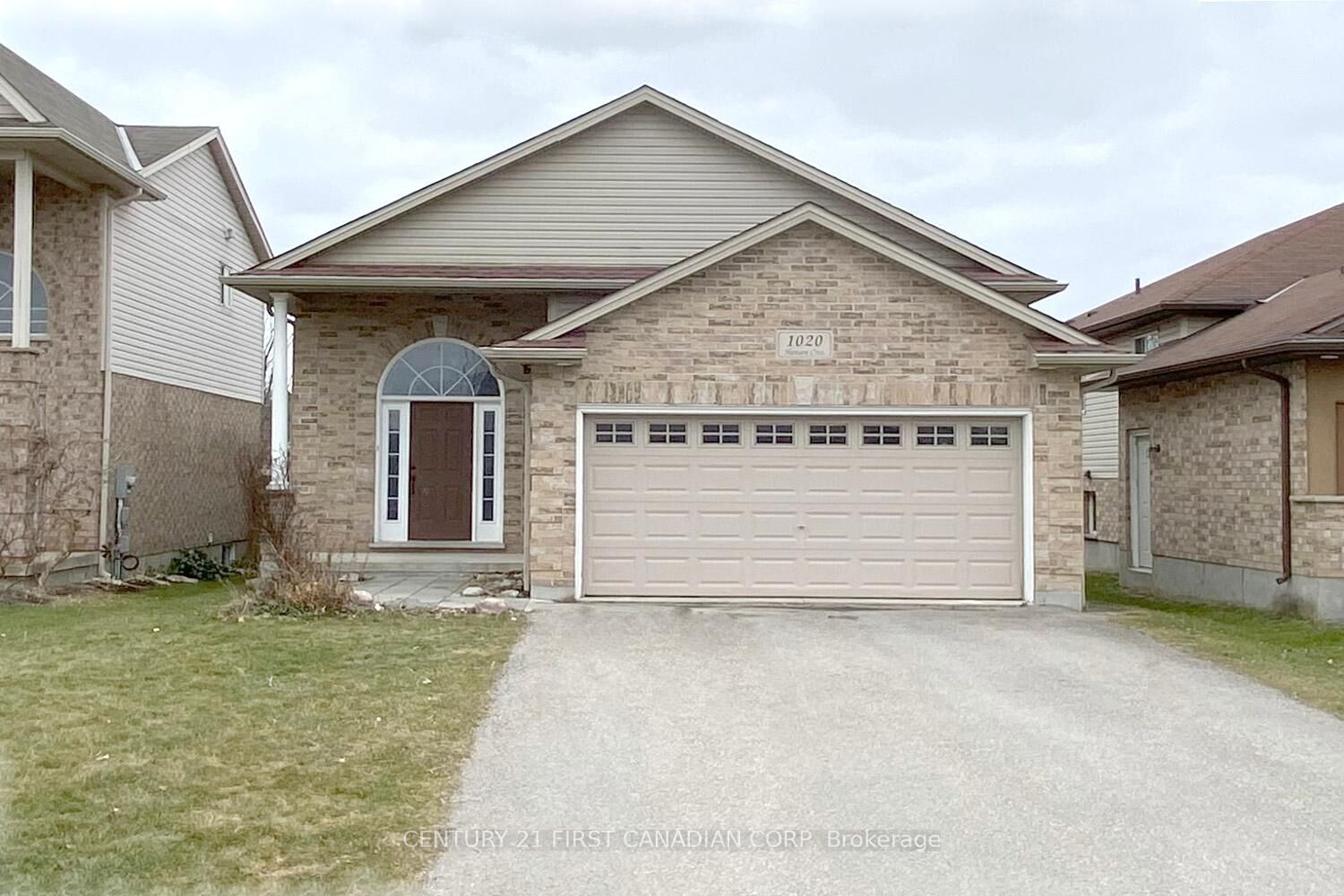 Property Photo:  1020 Hanson Crescent  ON N6G 0B9 