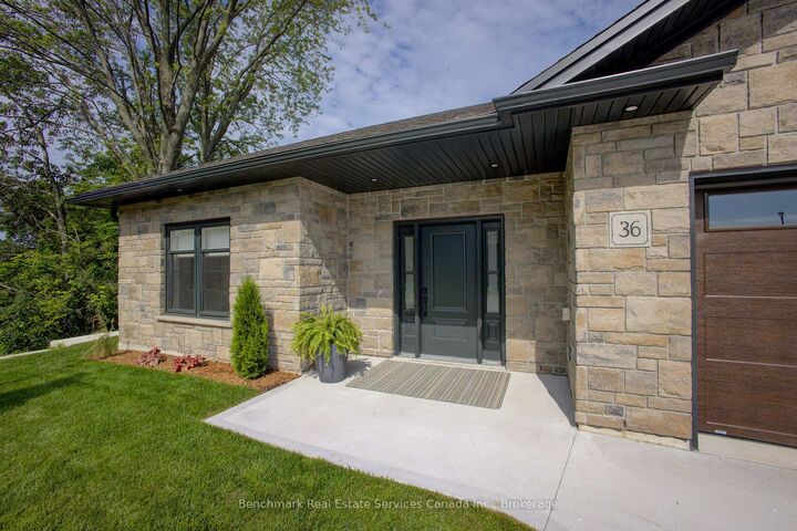 Property Photo:  1182 Queen Street 26  ON N2Z 1G4 
