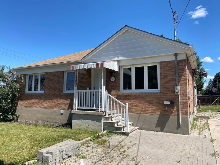 Property Photo:  63 Lockerbie Avenue Main Floor  ON M9N 3A3 