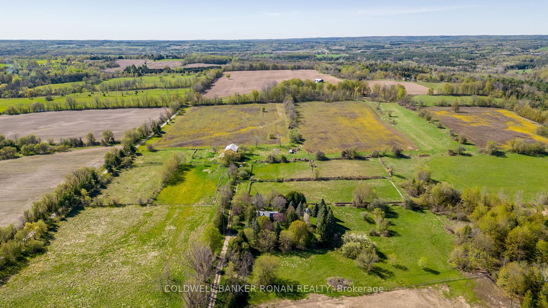 Photo de la propriété: 8689 County Rd 1 N/A ON L0G 1L0