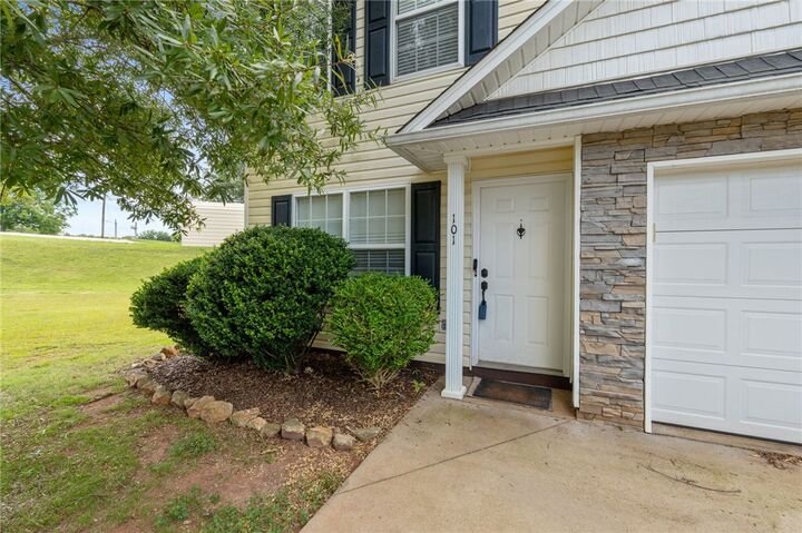 Property Photo:  101 Beverly Drive  SC 29640 