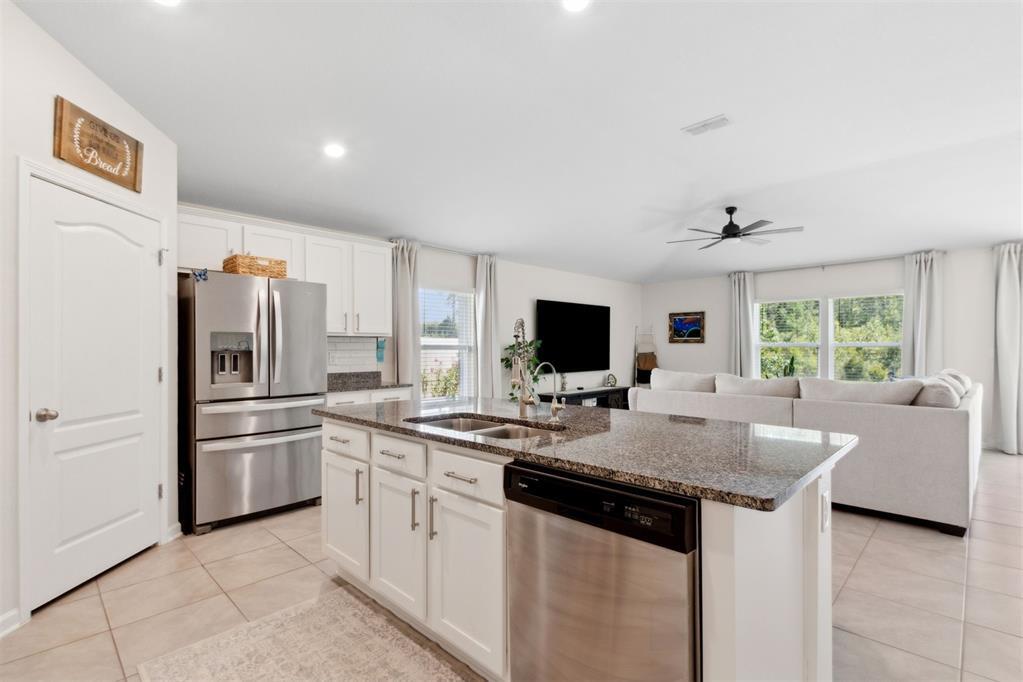 Property Photo: 75168 Nassau Station Way FL 32097