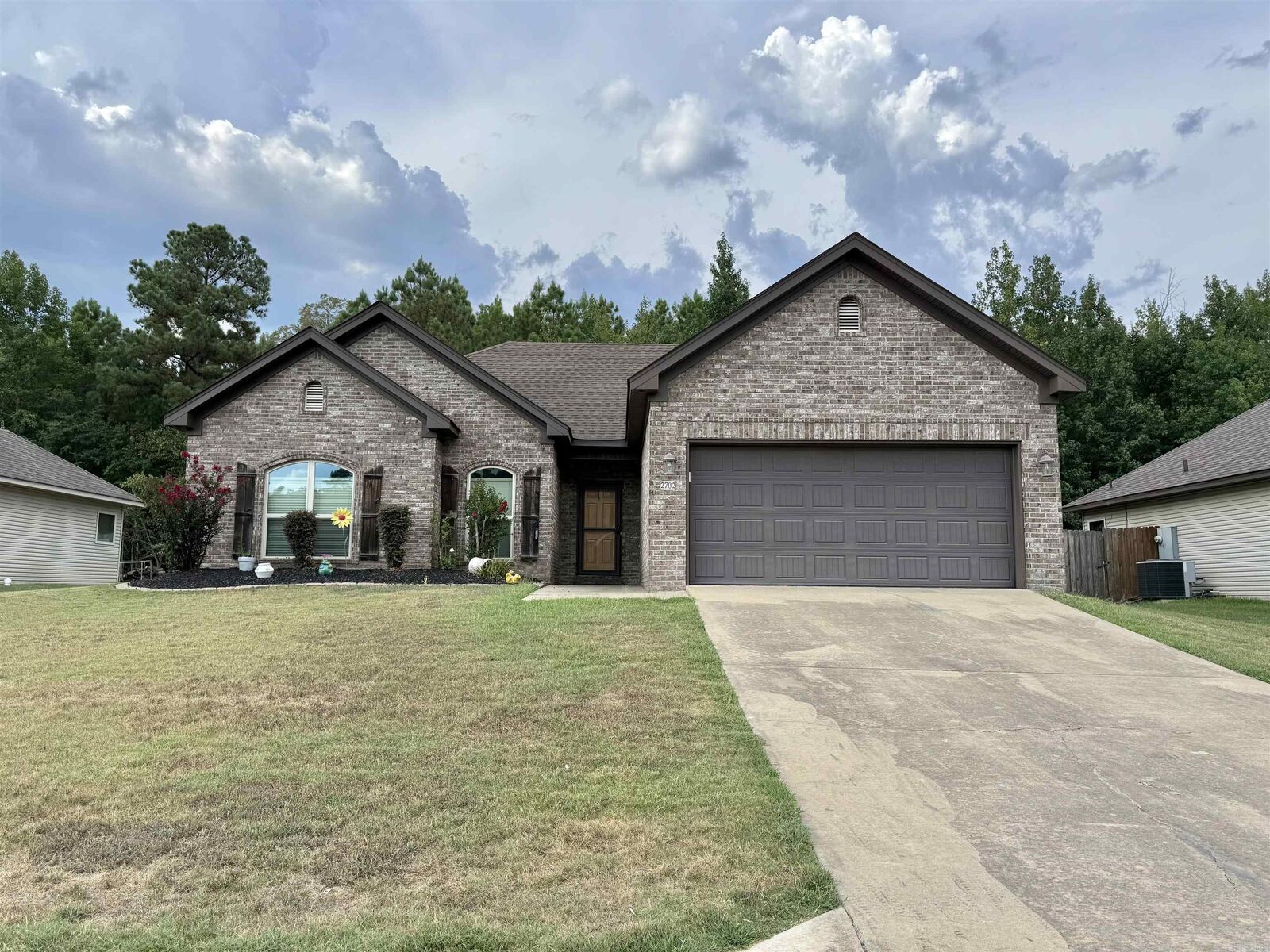 Property Photo:  2702 Finley Loop  AR 72022 
