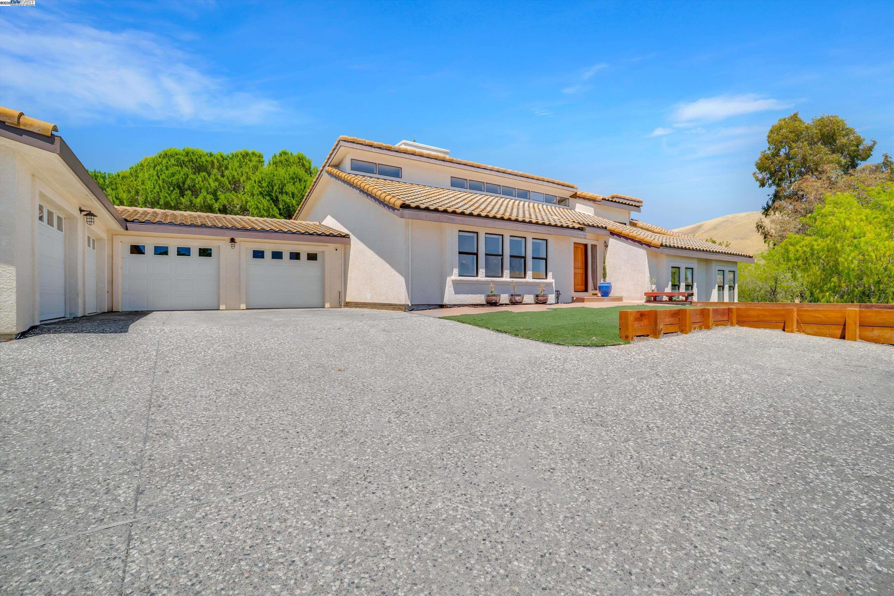 Property Photo:  12560 Morgan Territory Rd  CA 94551 