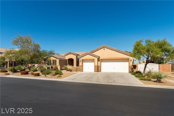 Property Photo: 164 Glenbrook Estates Drive NV 89183