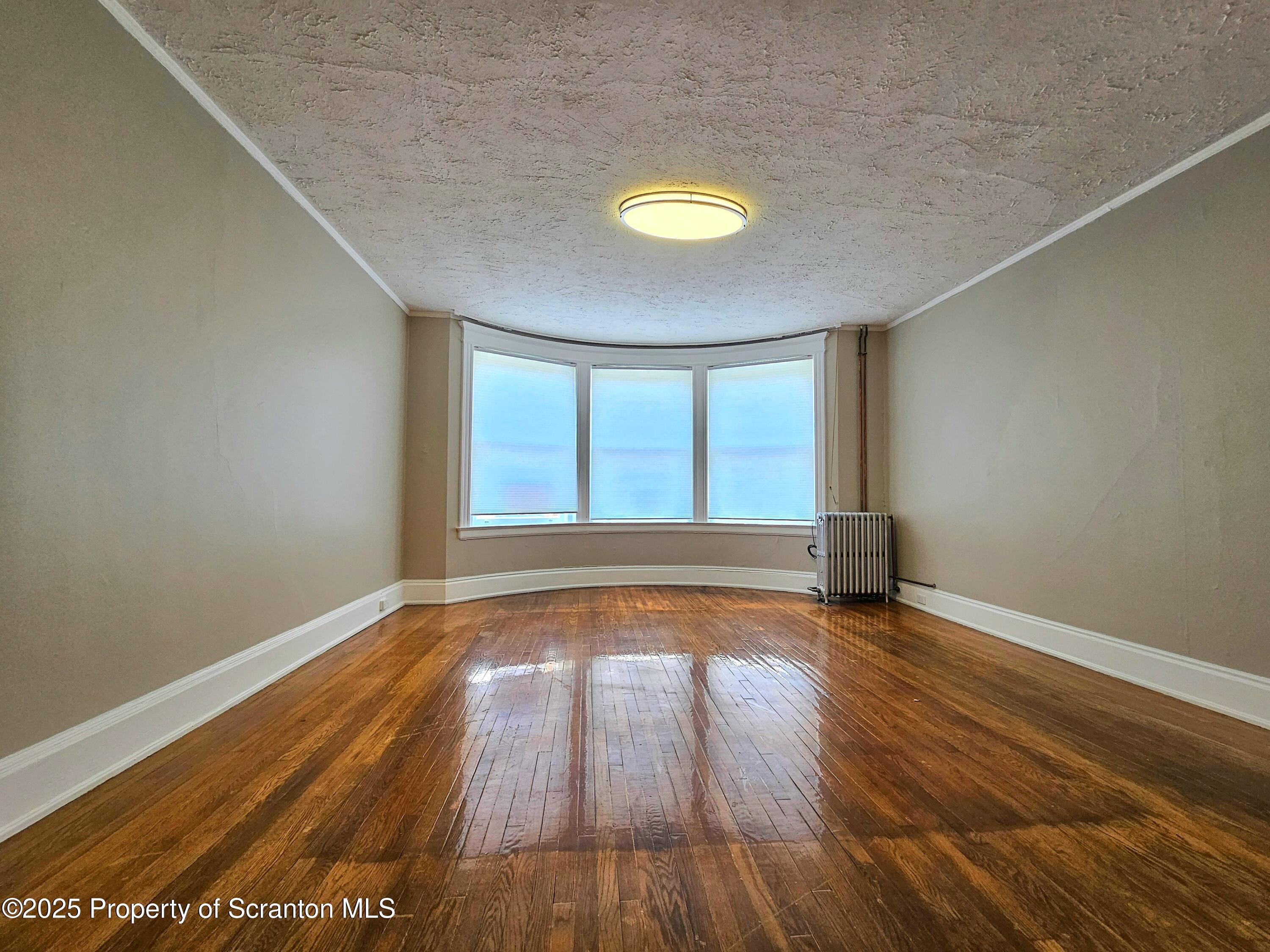 Property Photo:  218 S Franklin Street Fl 2  PA 18701 