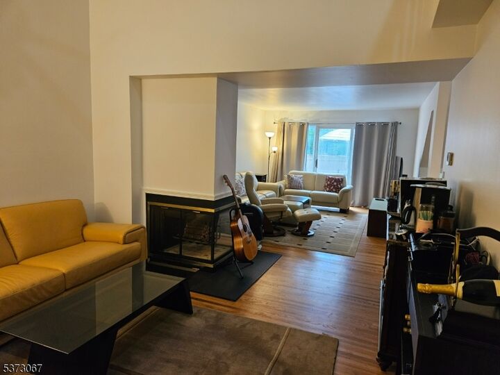 Property Photo:  19 Newcastle Ct  NJ 07046 