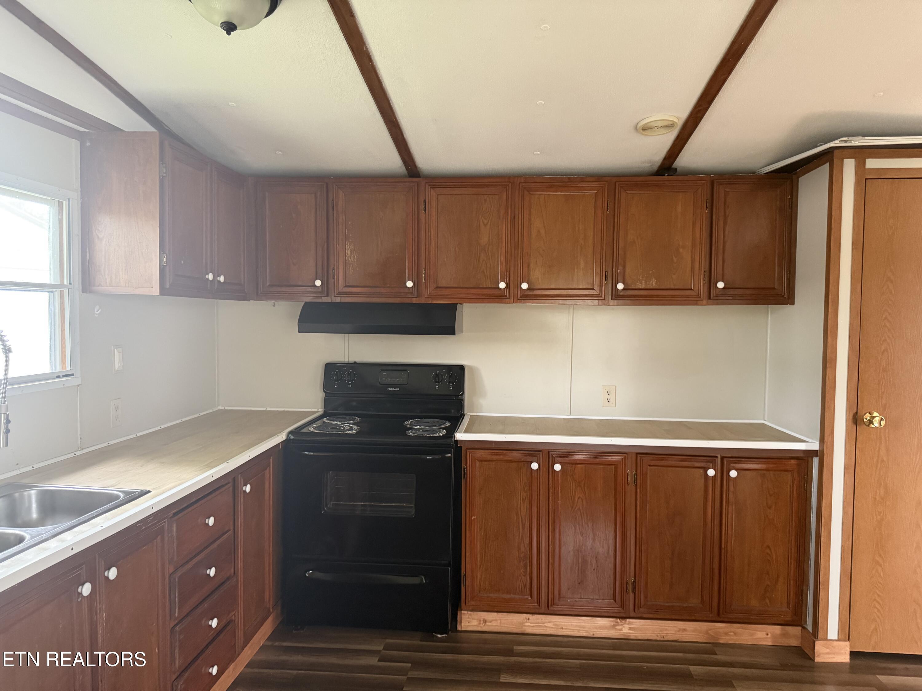 Property Photo: 1350 Lot#13 Kingwood Rd TN 37877