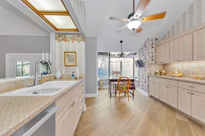 Property Photo: 10479 Longwood Drive FL 33777