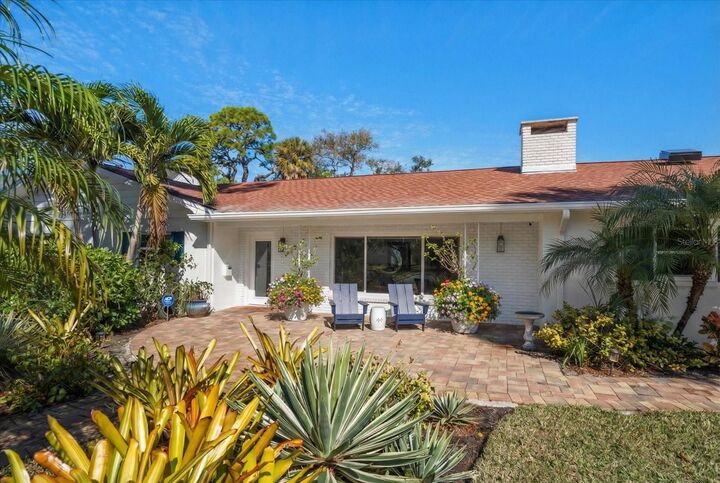 Property Photo:  252 S Garden Circle  FL 33756 