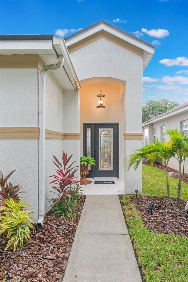 Property Photo: 876 Lakeworth Circle FL 32746