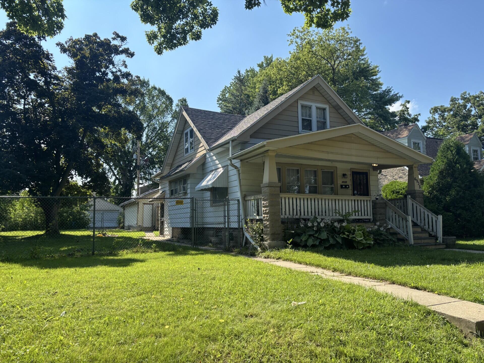 Property Photo: 4935 N 36th St WI 53209