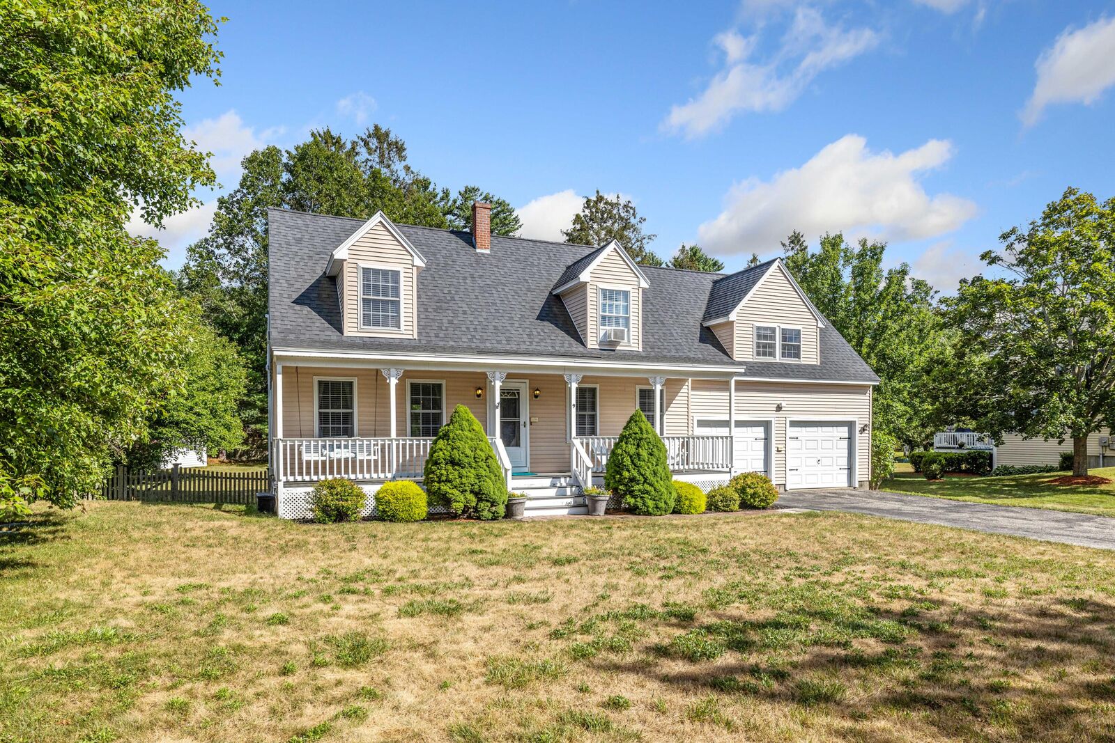 Property Photo:  9 Patterson Drive  ME 04043 