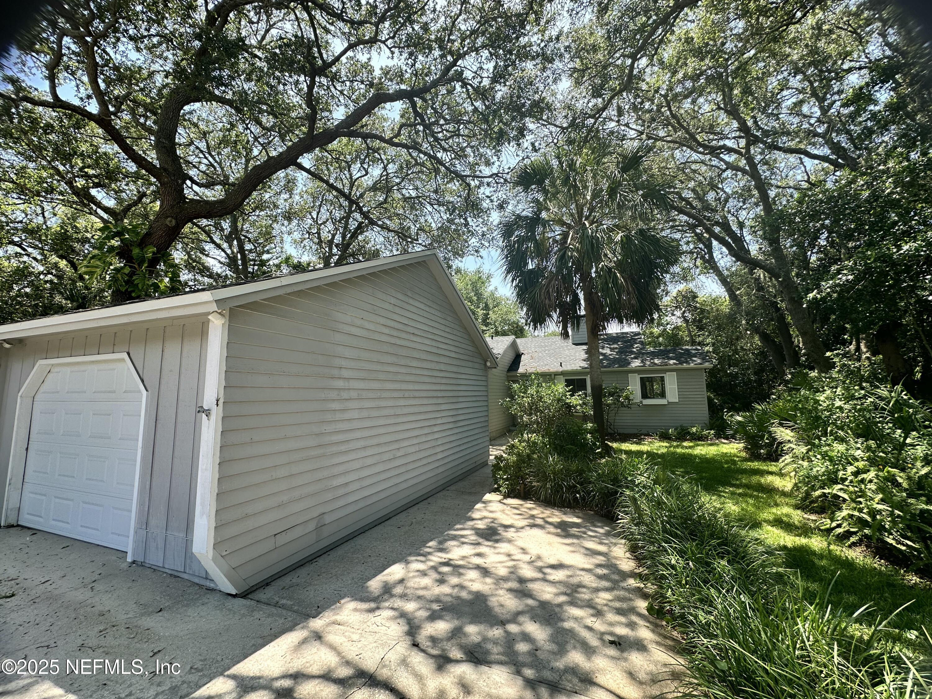 Property Photo: 509 F Street FL 32080