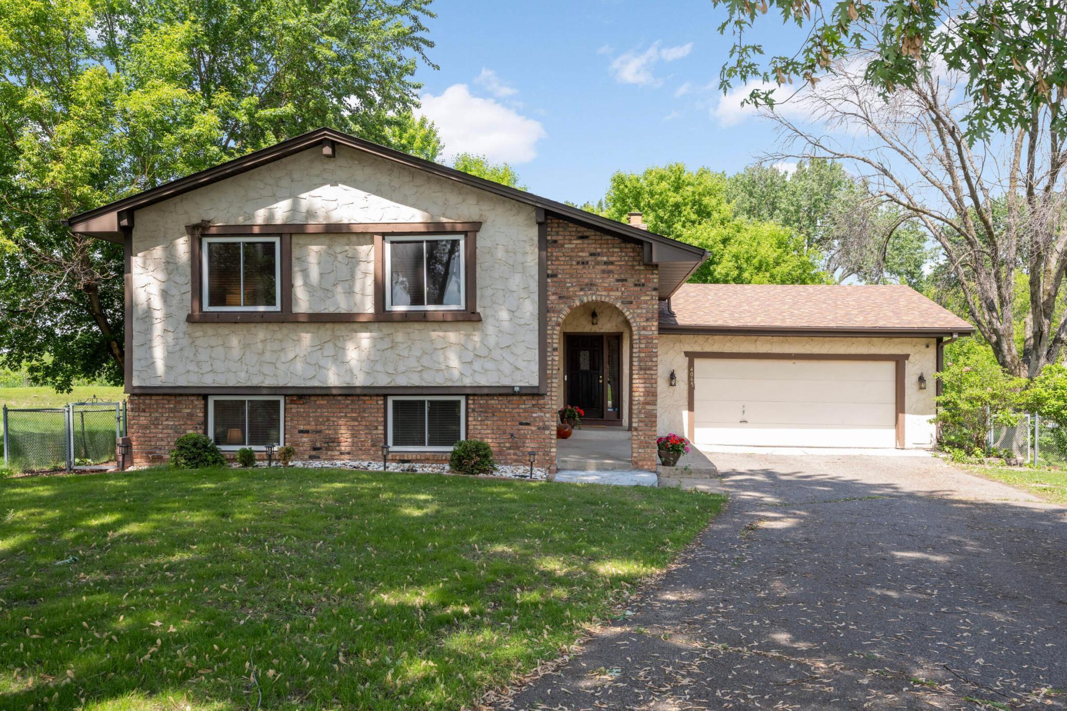 Property Photo: 4065 Jordan Avenue N MN 55427