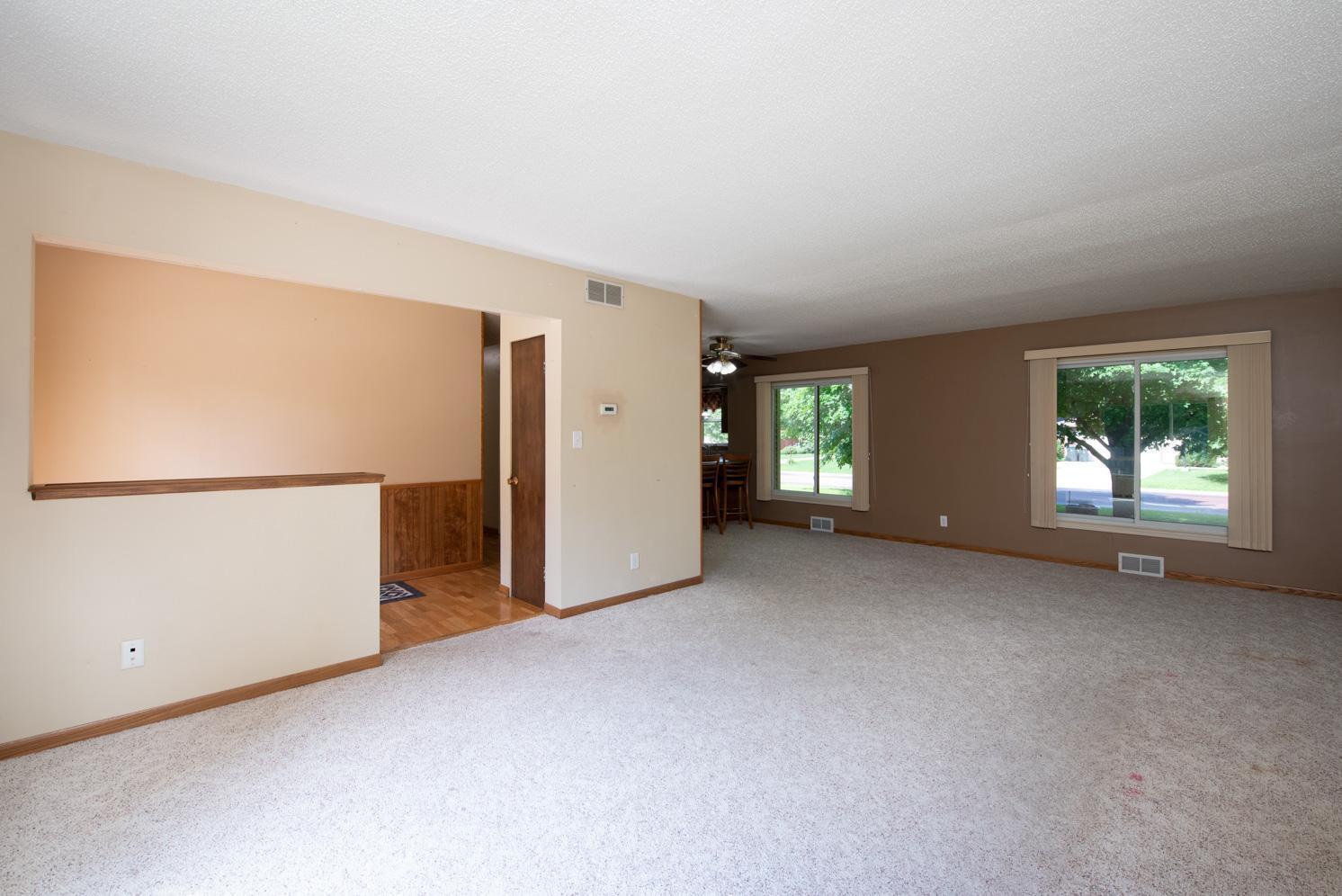 Property Photo:  1210 Woodland Avenue  MN 56001 