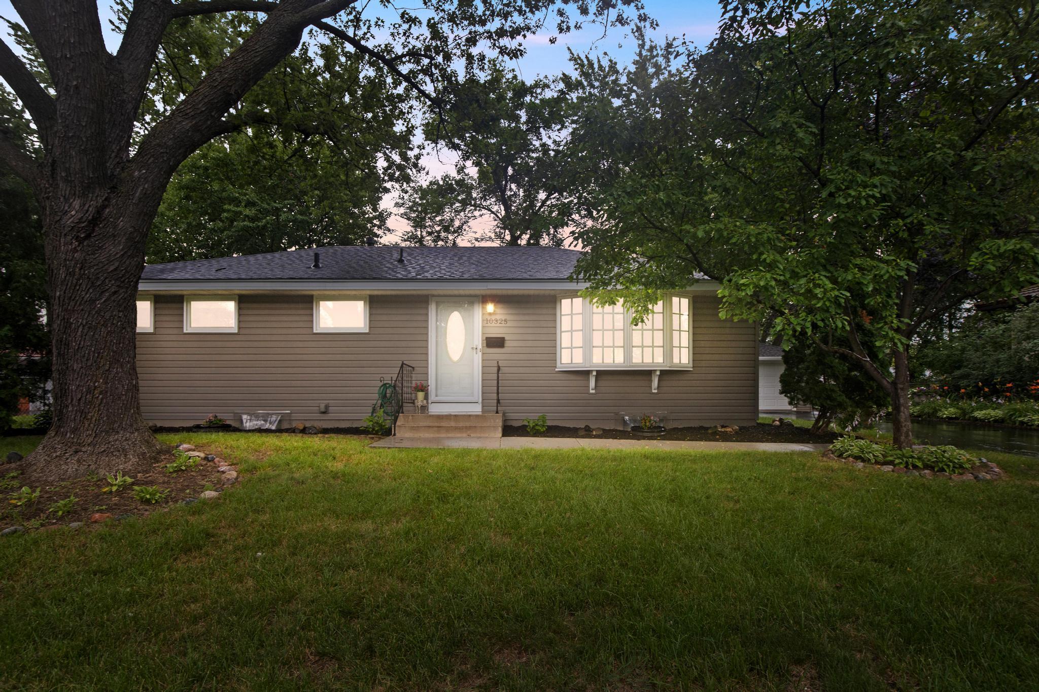 Property Photo: 10325 Vincent Avenue S MN 55431