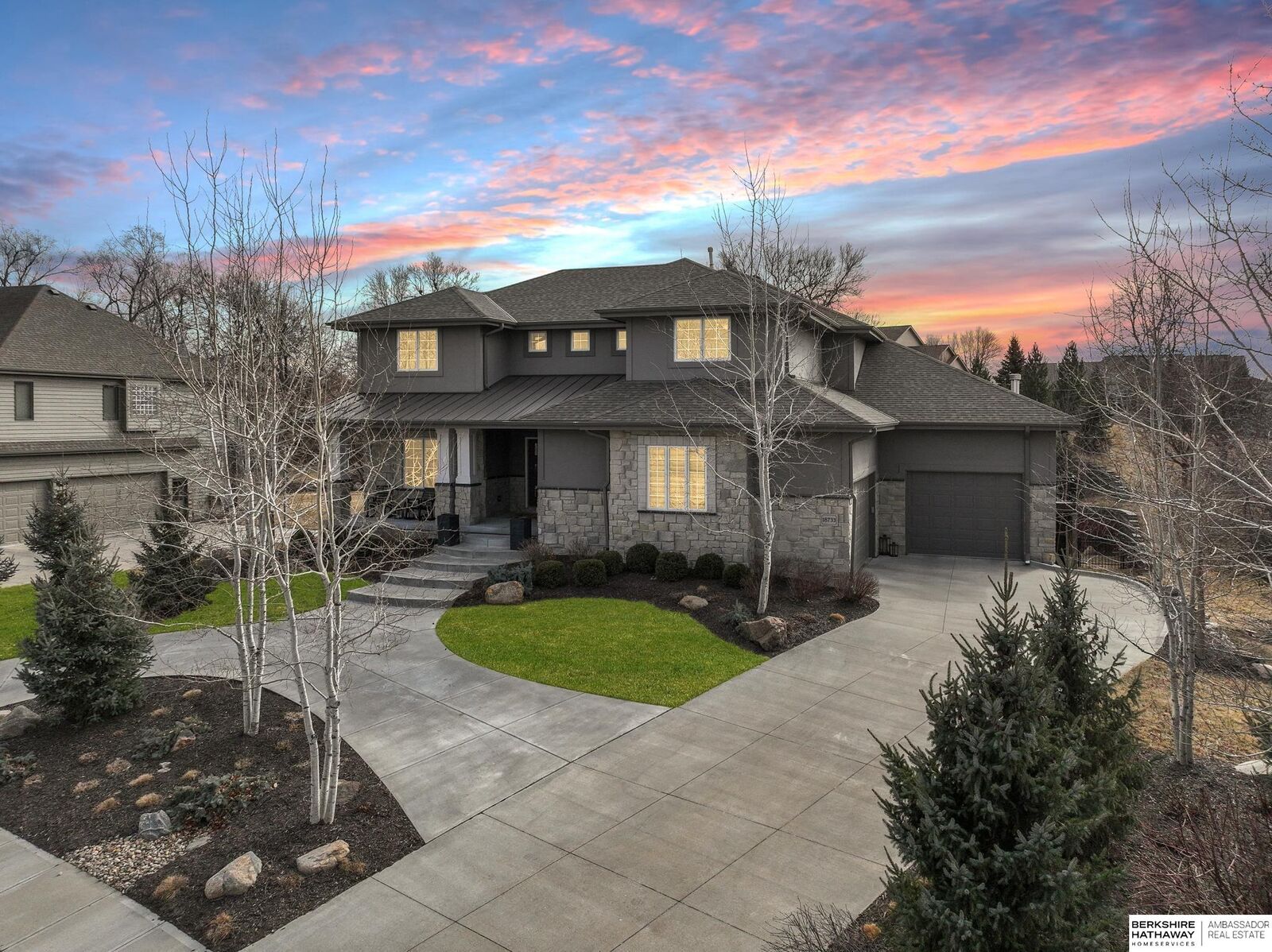 Property Photo:  18733 Indiana Street  NE 68022 
