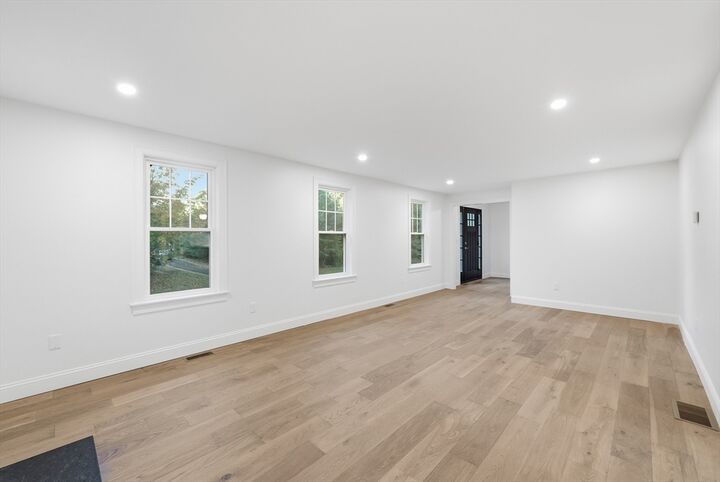 Property Photo:  18 Crosswinds Drive  MA 01450