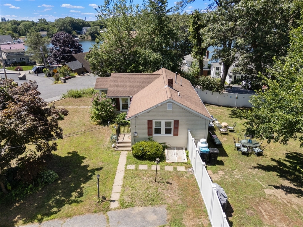 Property Photo:  42 Bay View Dr  MA 01545 