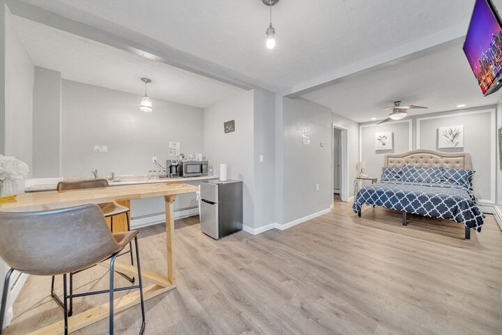 227 Chandler St  Worcester MA 01609 photo