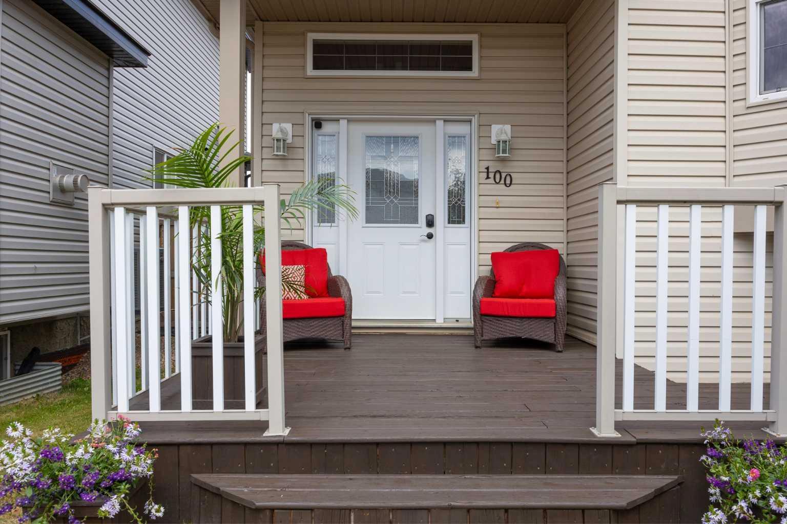 Property Photo: 100 Honeysuckle Way AB T9K 0M7