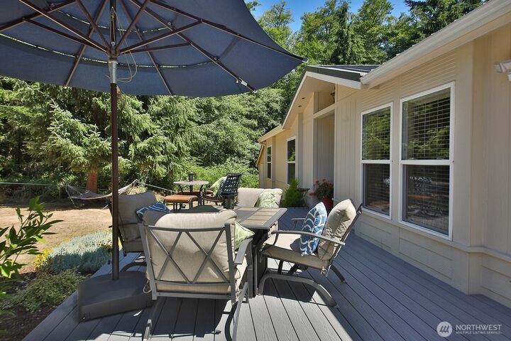 Property Photo:  2911  Eagle Bluff Road  WA 98253 