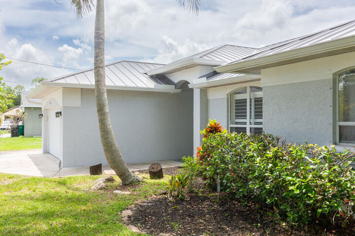 Property Photo: 6315 NW Hala Court FL 34983