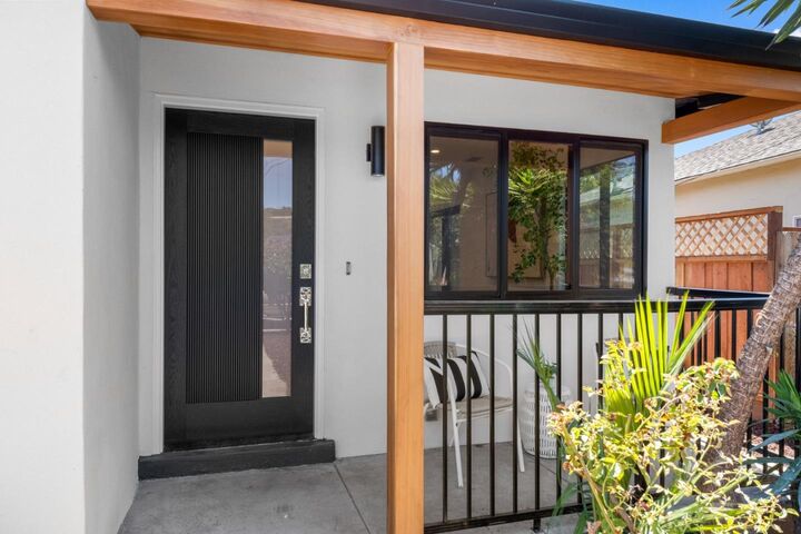 Property Photo: 120 Abelia Way CA 94303