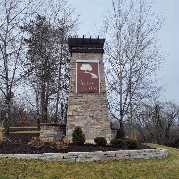 Property Photo: L69 Oakridge Court WI 53548