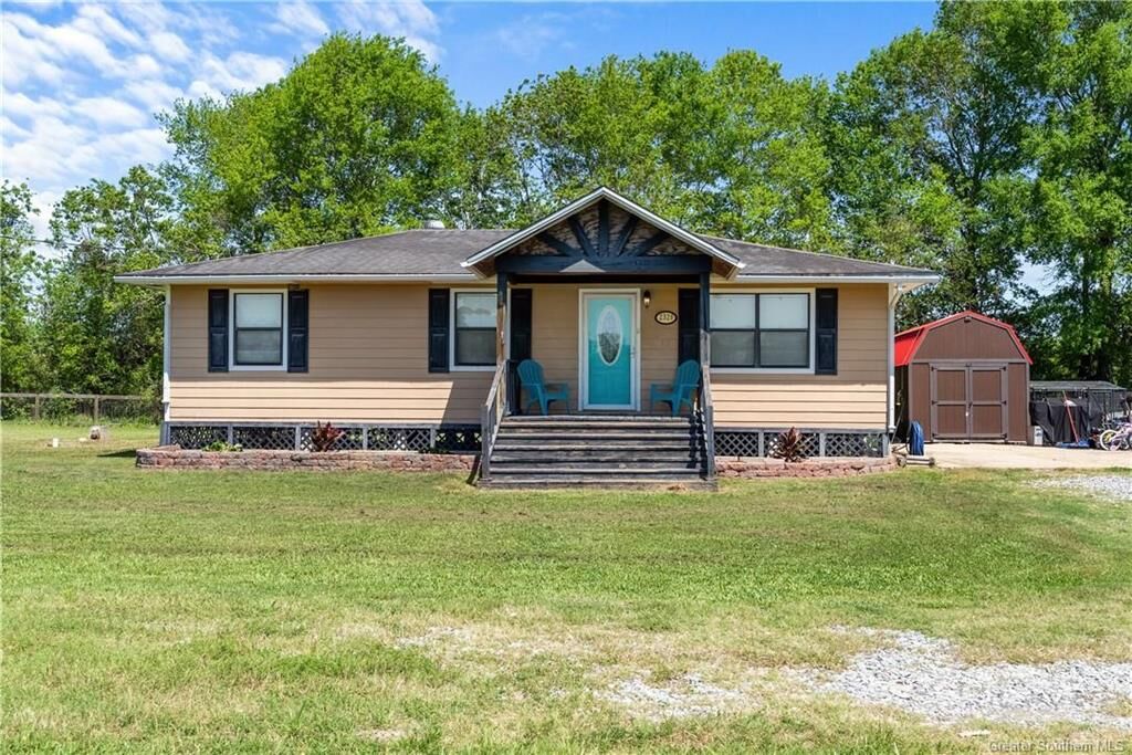 Property Photo:  2320 Jordan Circle  LA 70546 