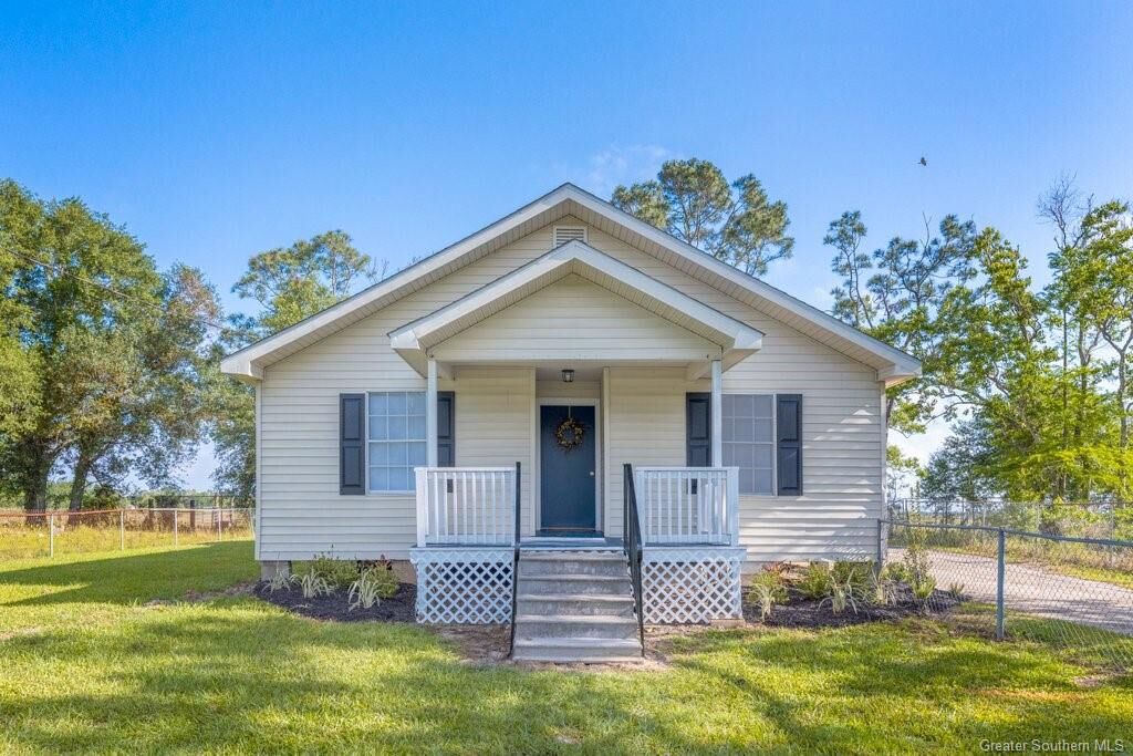 Property Photo:  2866 Highway 14 Highway  LA 70607 