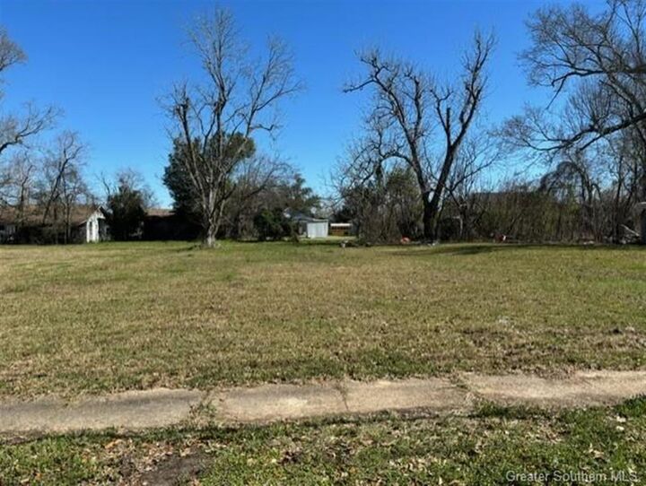 Property Photo: 2507 Creole Street LA 70601