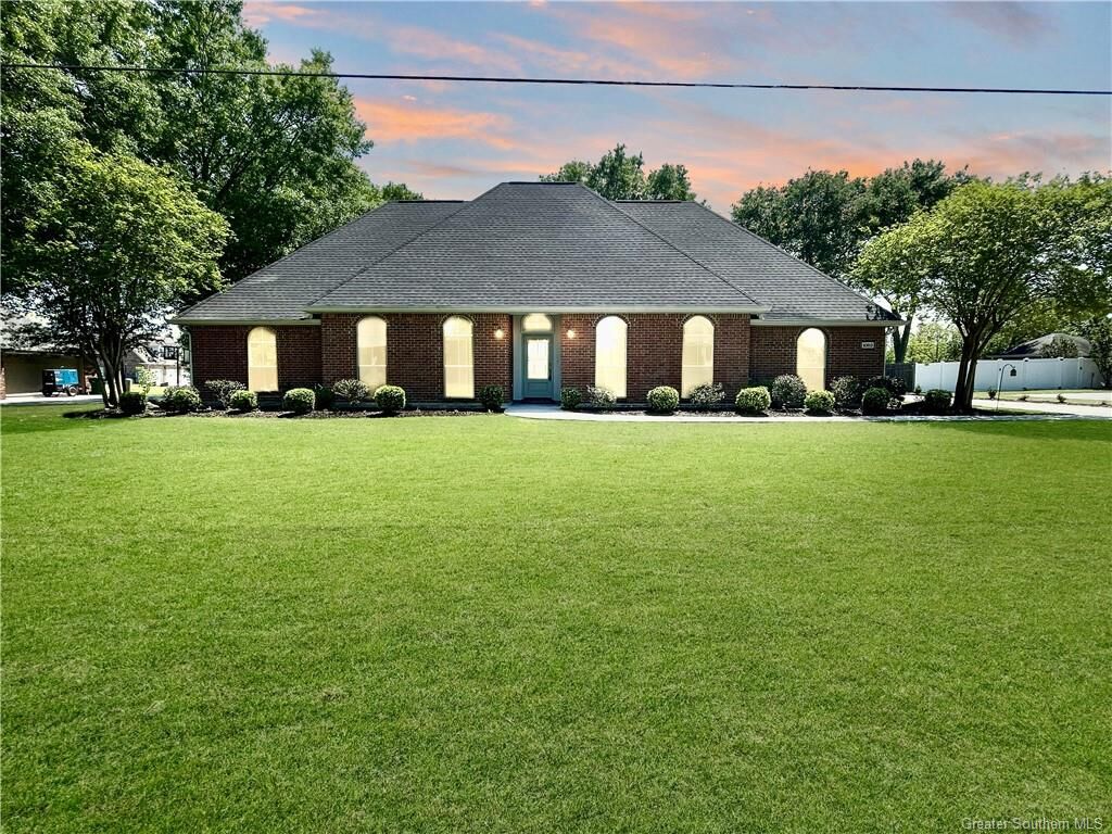 Property Photo: 1023 S Kade Lane S LA 70605