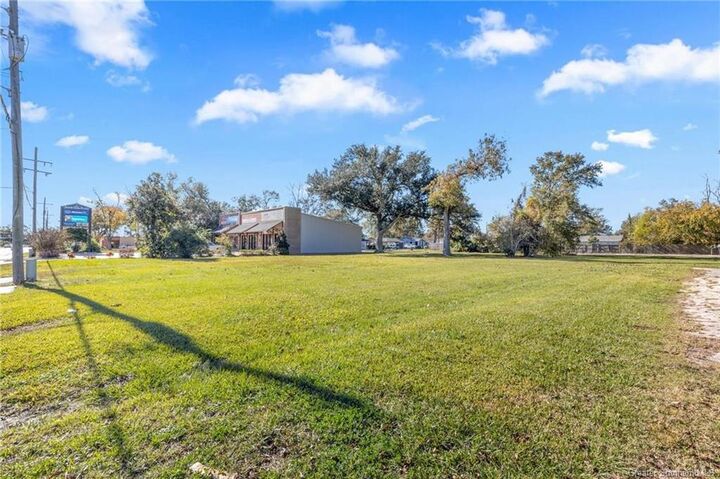 Property Photo: 3510 Common Street LA 70607