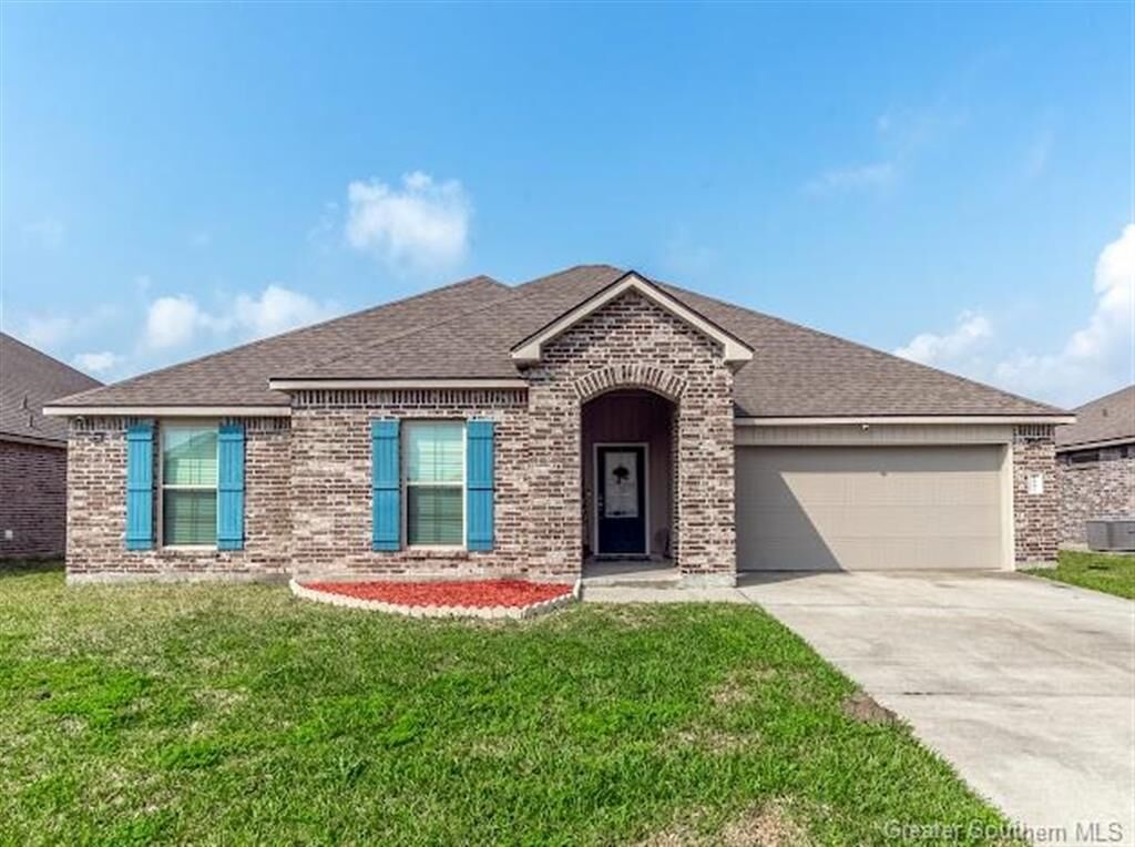 Property Photo:  3242 Snowy Egret Drive  LA 70615 