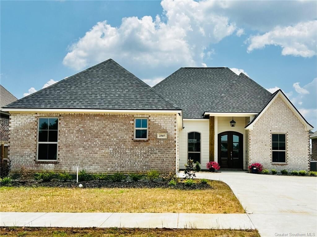 Property Photo: 2507 South Ridge Drive LA 70605