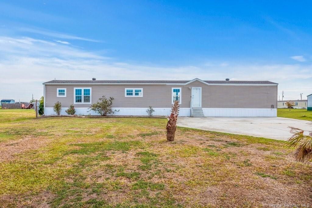 Property Photo: 9263 Barn Stable Drive LA 70607