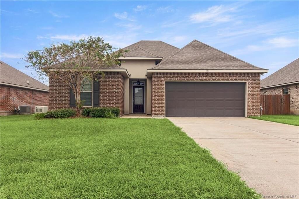 Property Photo: 1911 Heberts Bypass LA 70607