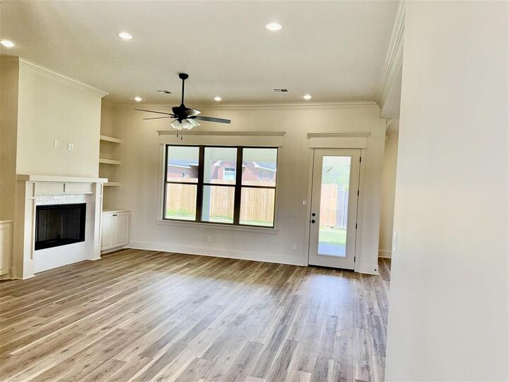 Property Photo: 1102 Mary Diane McCall Drive LA 70605