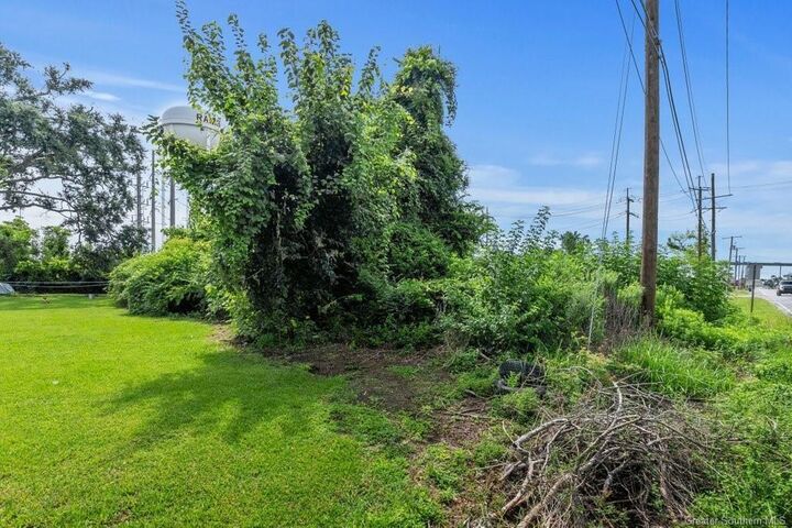 Property Photo: 812 Miller Avenue LA 70669
