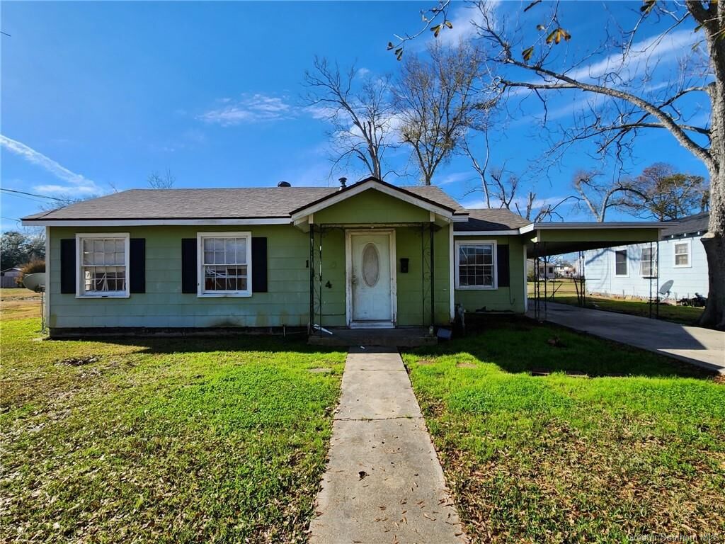 Property Photo: 1114 Summit Street LA 70601